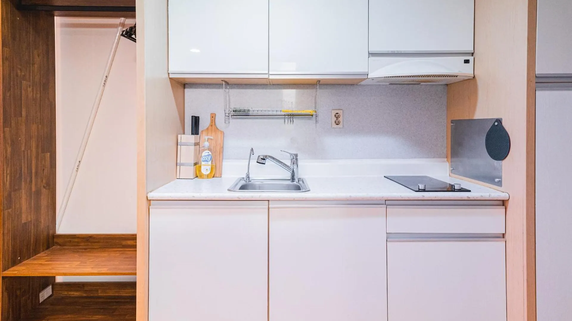 Appartamento Momoho Hongdae Seul 0*,